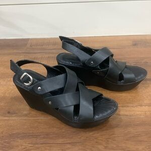 Born Wedge scrappy Black Sandals Women’s Size 8